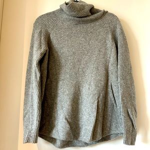 Ann Taylor Loft Grey roll neck / turtleneck sweater